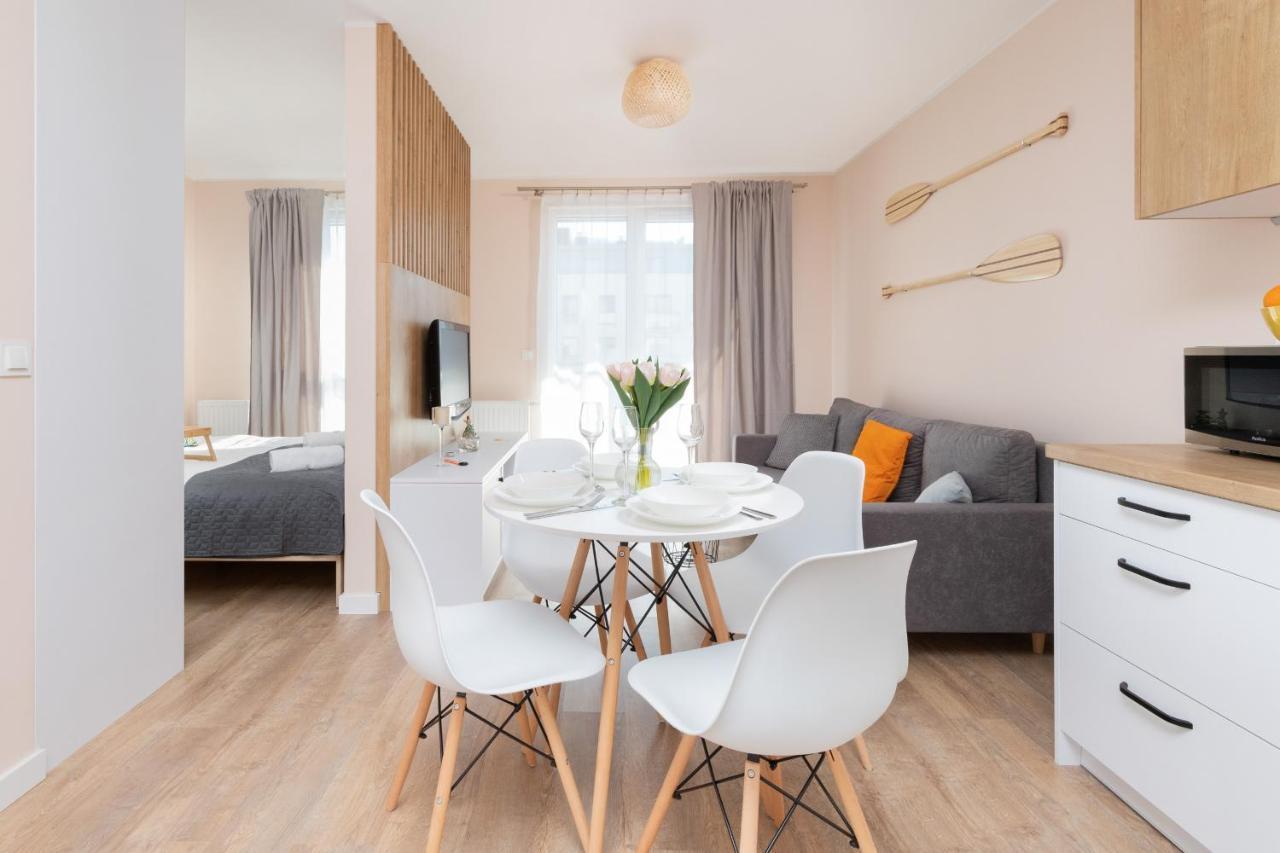 Osiedle Latarnikow Apartment With Parking Gdansk By Noclegi Renters Exterior foto