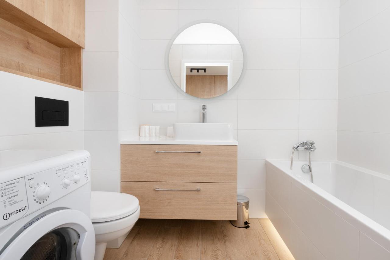 Osiedle Latarnikow Apartment With Parking Gdansk By Noclegi Renters Exterior foto